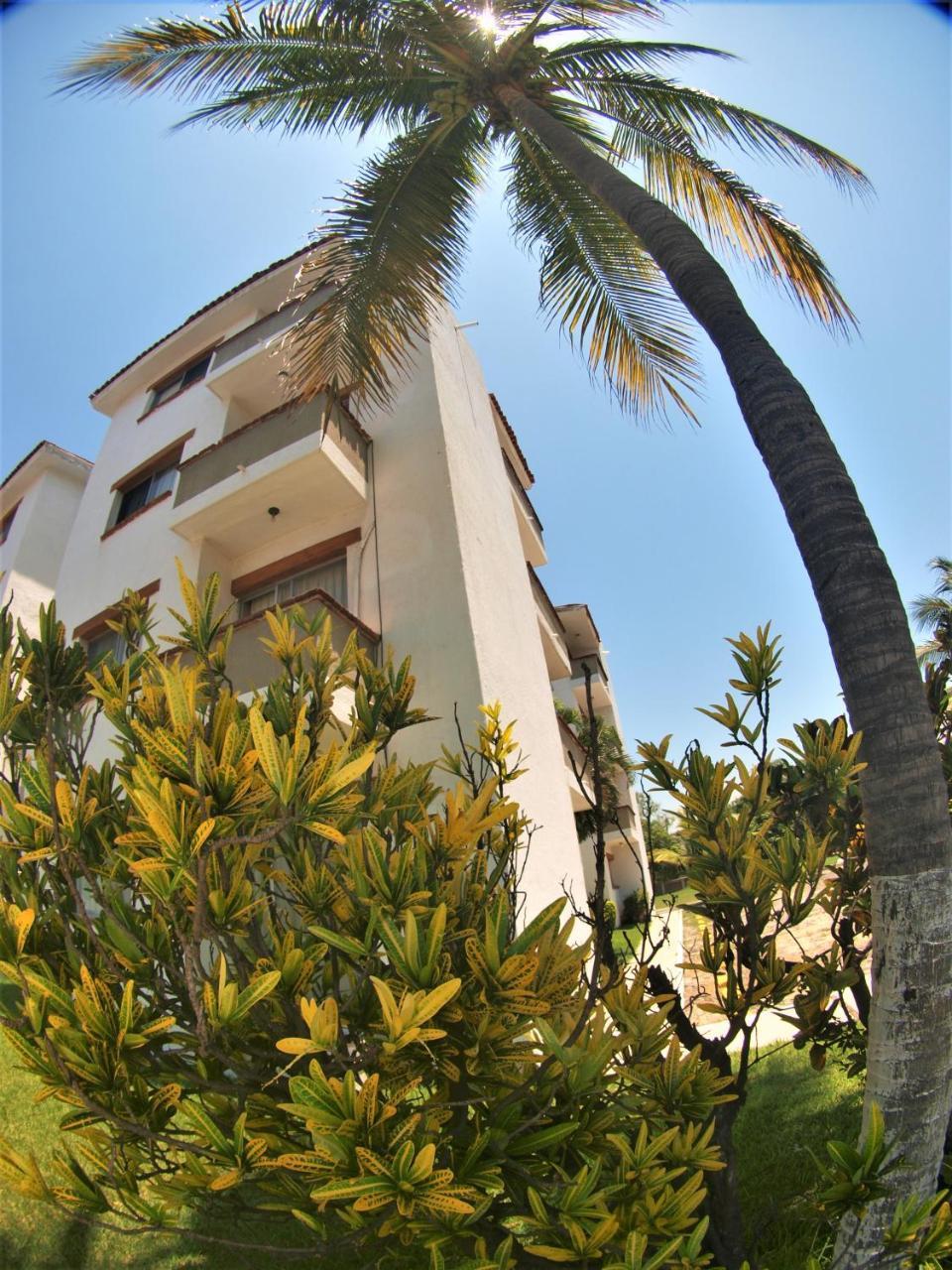Suites Las Palmas Hotel Y Villas มานซานิโญ ภายนอก รูปภาพ